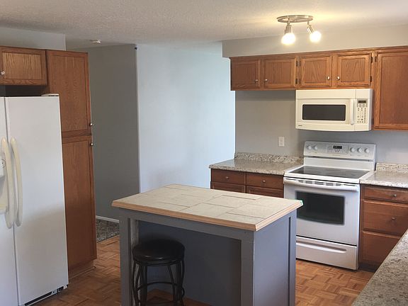 3rd image of 7215 NE 126th Ct