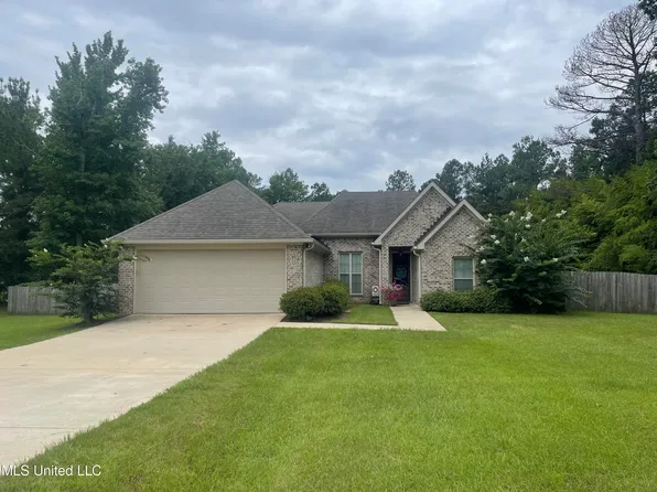 403 Hickory Hill Pl, Pearl, MS 39208