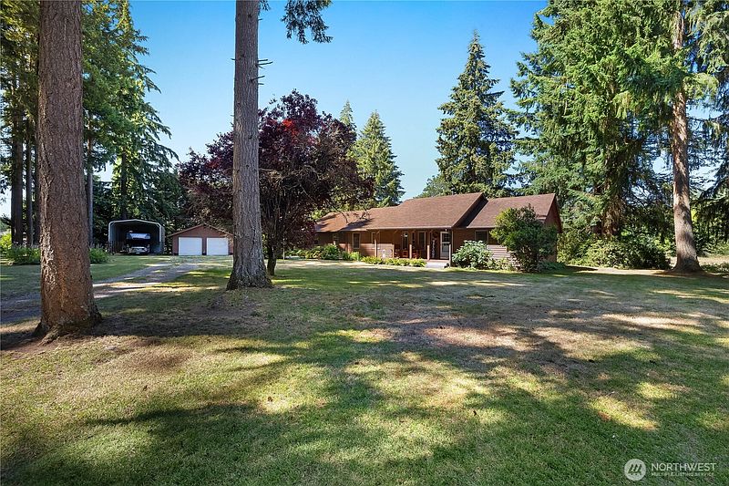 3rd image of 18121 Mi Lane SW