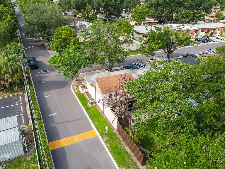 2304 Inagua Way — Photo 14