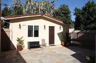 10757 Aqua Vista St — Photo 1