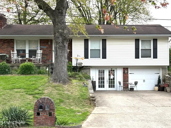 10210 Eve Dr, Louisville, KY 40272