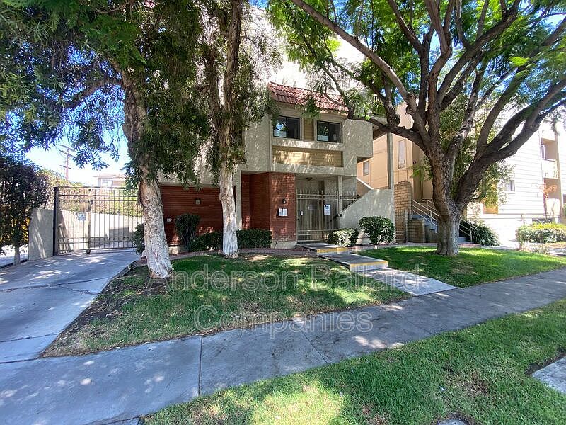 1st image of 453 W California Ave APT 2