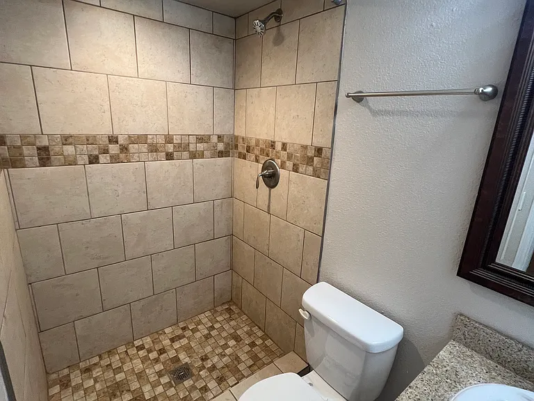 4909 Cinderella Dr — Photo 14