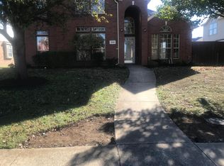 1432 Knob Hill Dr, Desoto, TX 75115