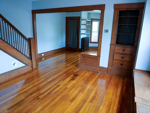 3rd image of 1193 Hall Ave