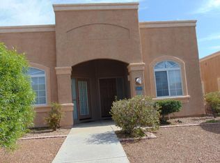 1860 W Demetrie Loop, Green Valley, AZ 85622