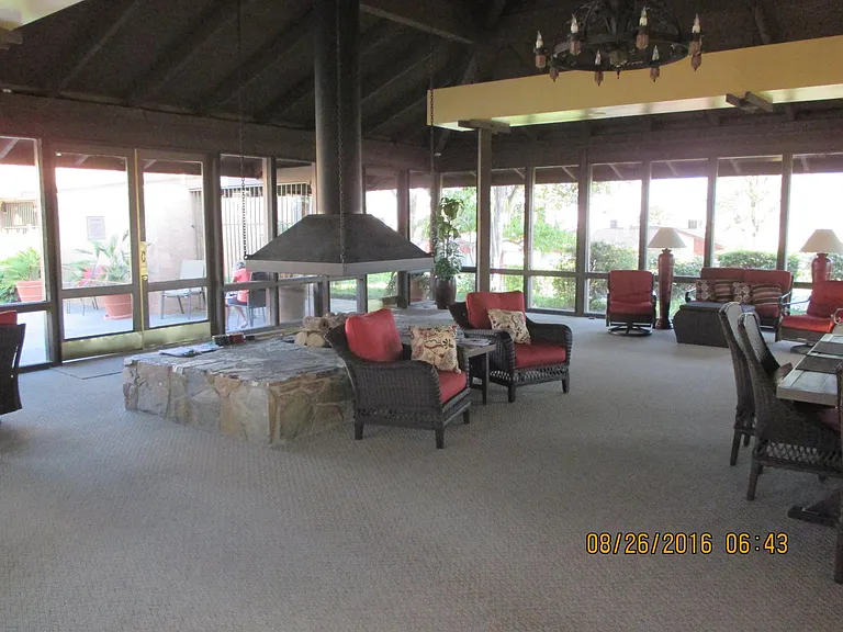 1329 Vista Serena Dr — Photo 9