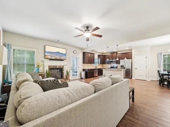 104 Amelia Way, Ellenwood, GA 30294