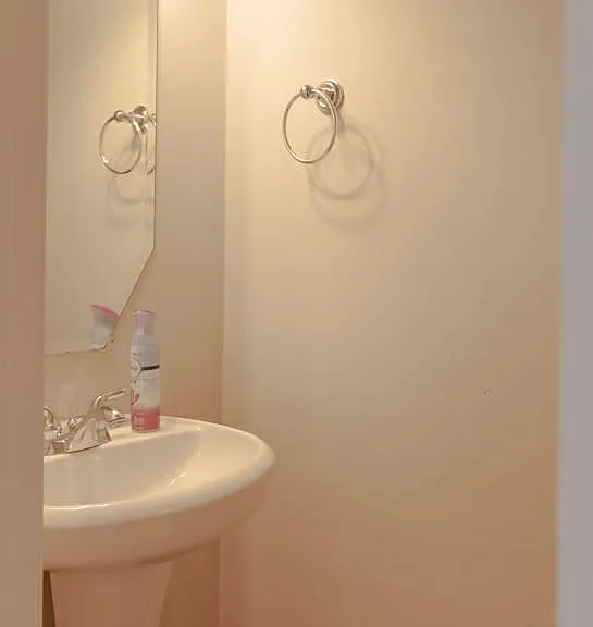 1507 Shady Villa Manner — Photo 10