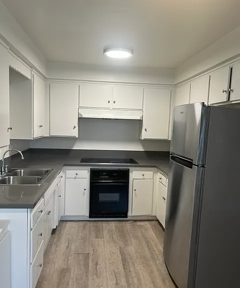 601 N Stoneman Ave #G — Photo 5