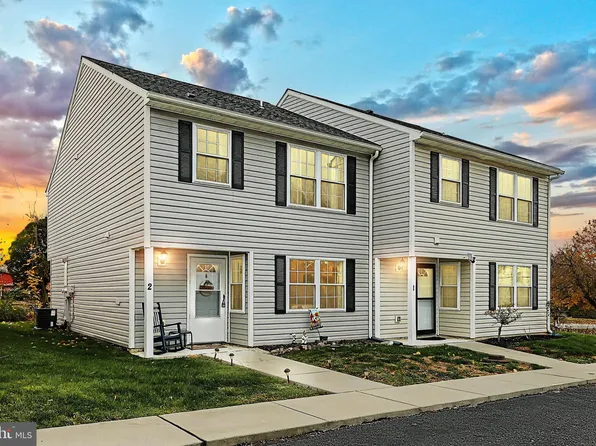1885 Stoverstown Rd Unit 2, Spring Grove, PA 17362