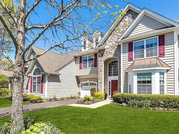 3rd image of 10 Cheshire Ct #10
