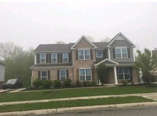 7204 N Laredo Dr, McCordsville, IN 46055