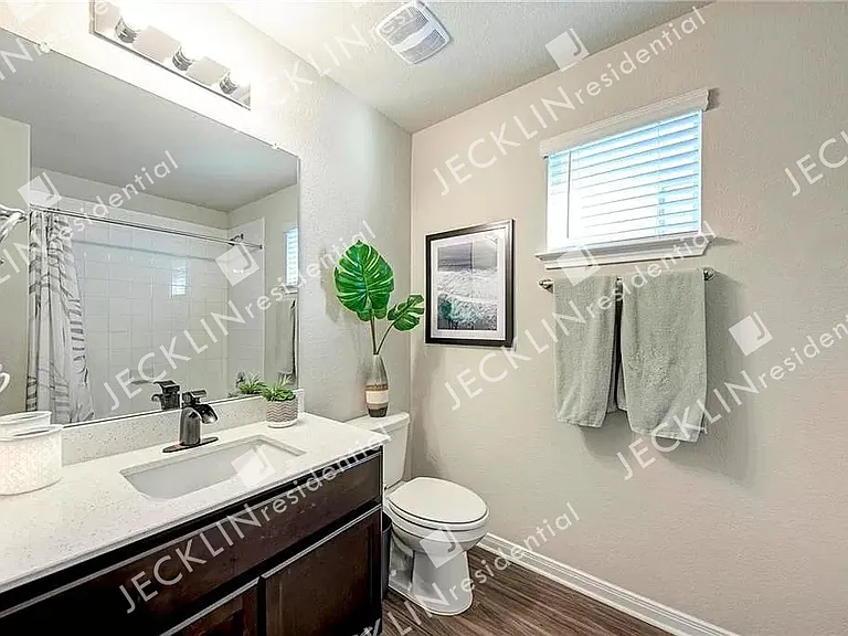 105 Kleberg Ct — Photo 19