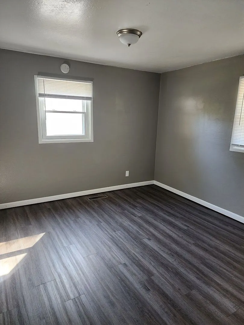 Move-In Ready 3-Bedroom Home with Great Updates! — Photo 4