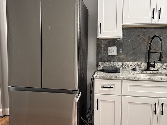 4th image of 101 N Edgewood St #2A-600