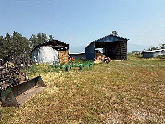 2nd image of 345 Wishart Rd