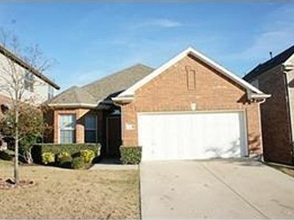3rd image of 7208 Petersburg Dr