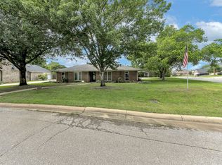 1631 Idlewood Dr, Sherman, TX 75092