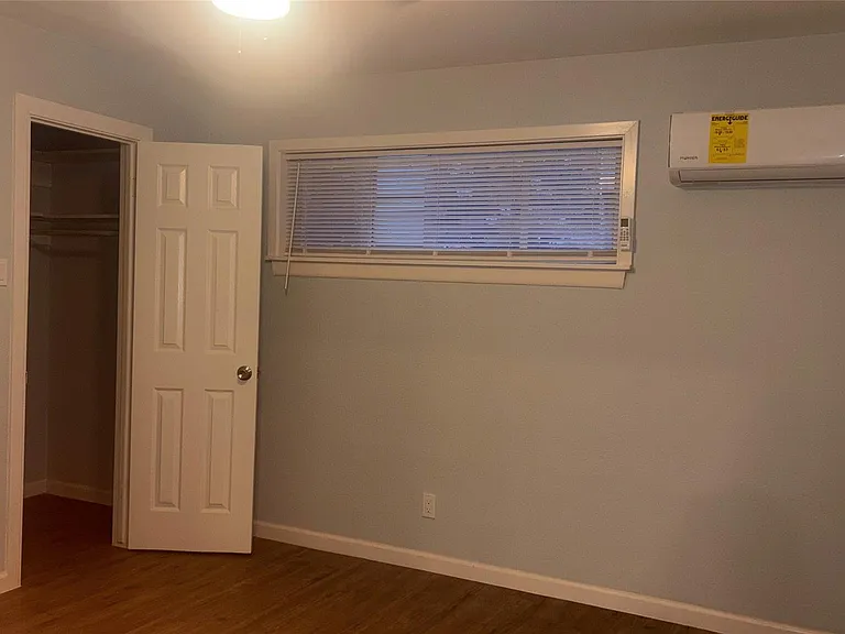 4624 Bell St #2 — Photo 6
