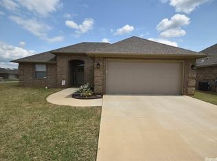 5108 Rainer Dr, Jacksonville, AR 72076