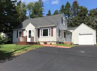 4 West St, Cherry Valley, MA 01611