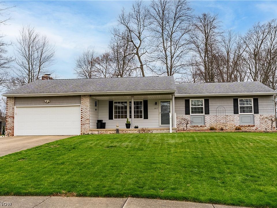1st image of 3217 Creekside Dr
