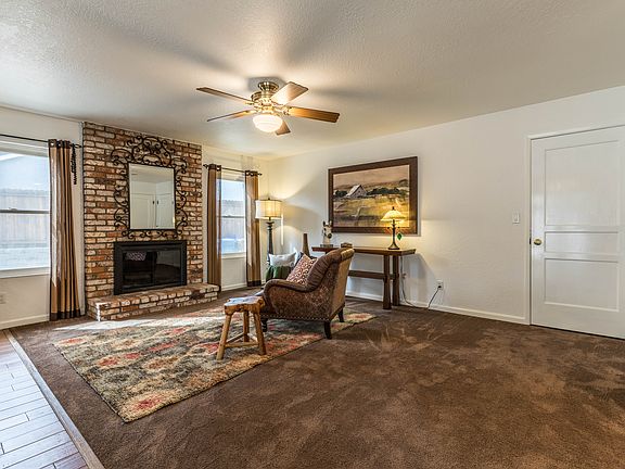 5th image of 1000 Thomas Ct