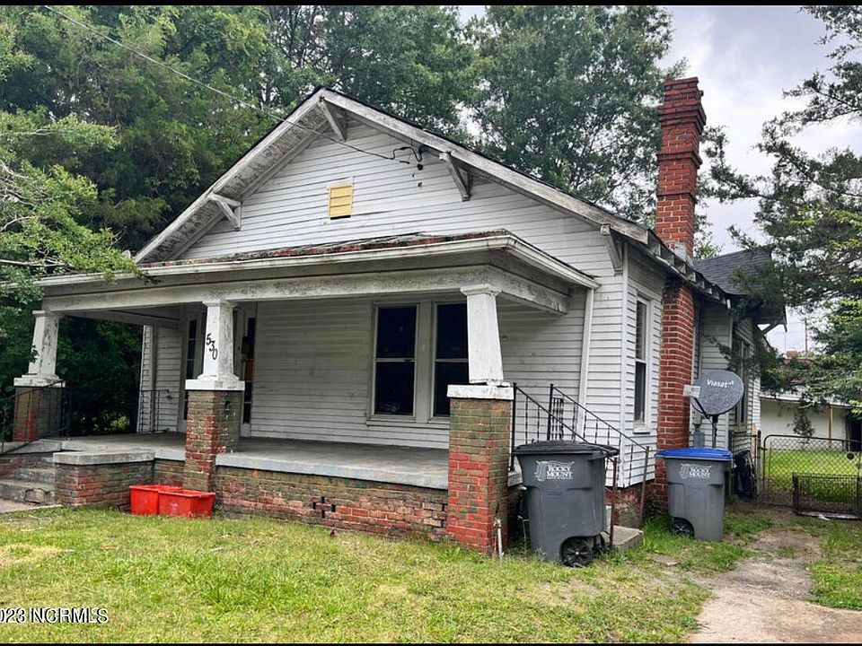 1st image of 530 Center Street