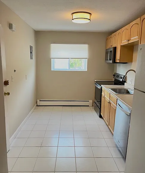 22 Westgate Rd #3 — Photo 5