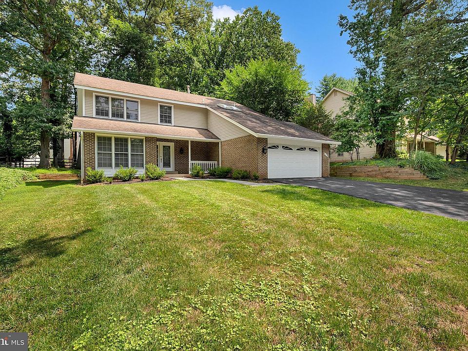 1st image of 11533 Flints Grove Ln