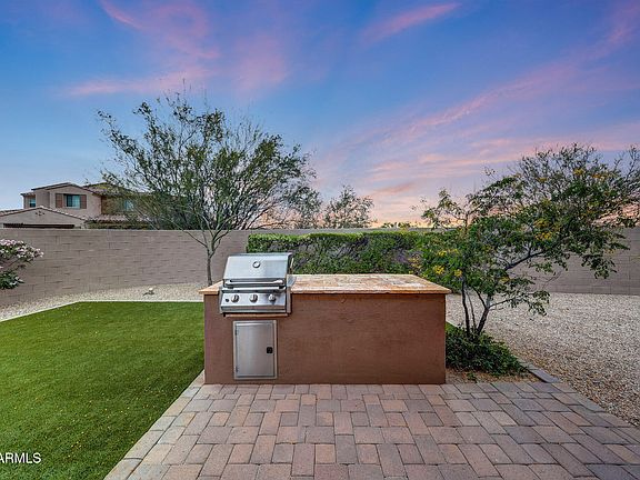 3rd image of 10007 E HILLSIDE Drive