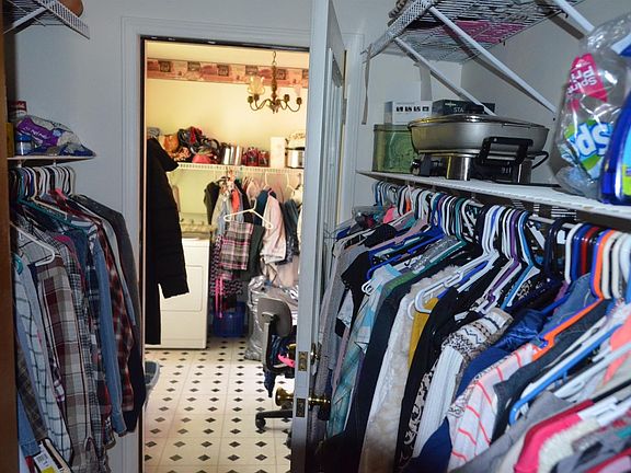 5th image of 250 Hazard Ln