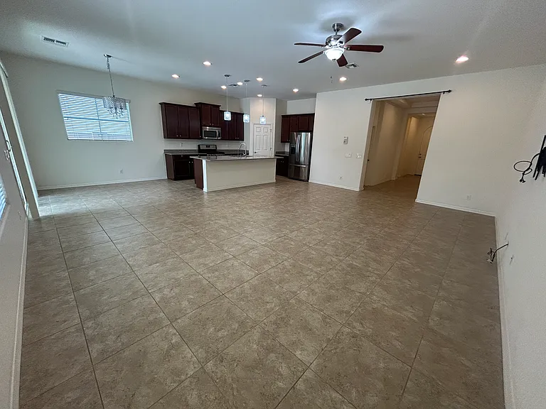 3841 E Powell Pl — Photo 20