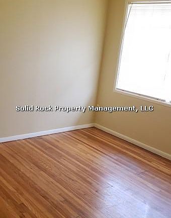 5th image of 811 N Grant St #4