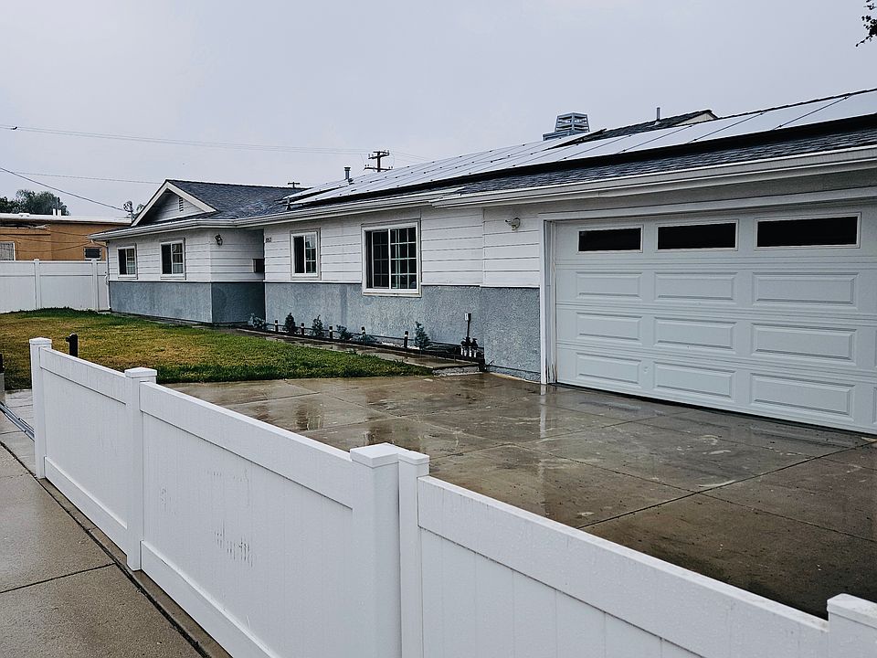 1st image of 1053 W 225th St