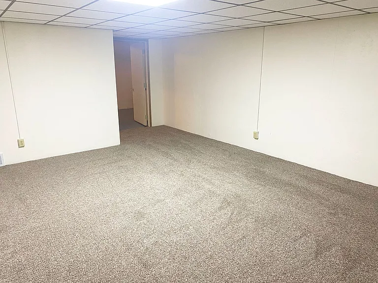 4PLEX-1911 Carol Dr — Photo 20