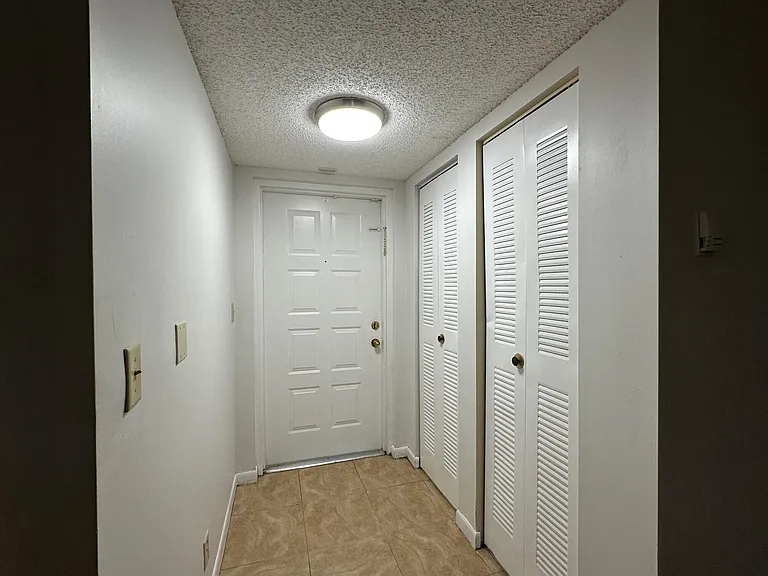 9877 Westview Dr #623 — Photo 26
