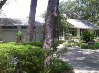 33 Fort Walker Dr, Hilton Head Island, SC 29928