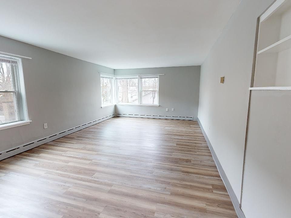 503 N Riverview Dr APT 1, Parchment, MI 49004 | Zillow