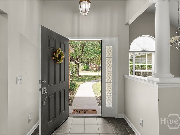 4th image of 139 Pampas Drive