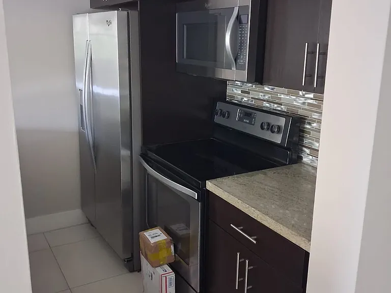 8180 Geneva Ct #418 — Photo 2