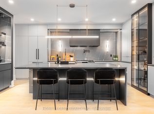 10 Hearthwood Gate, Whitchurch Stouffville, ON L4A4X1