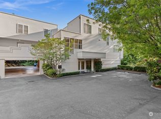 10237 SE 3rd St APT 1, Bellevue, WA