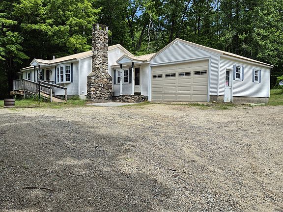 3rd image of 120 Second Crown Point Rd