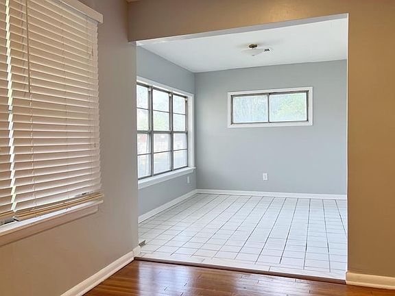 4th image of 3514 Rosewood St