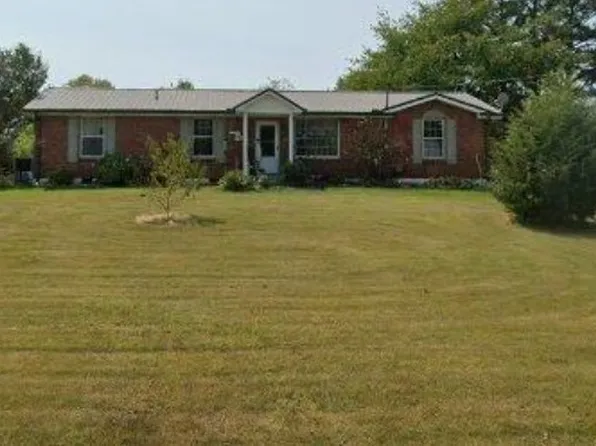 2202 Lynwood Dr, Greenbrier, TN 37073