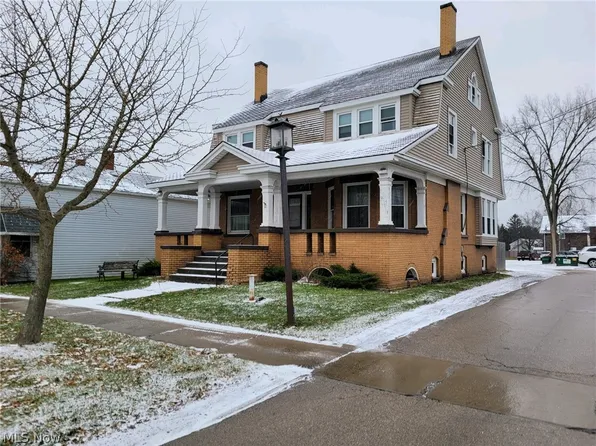 12 E Jefferson St, Jefferson, OH 44047