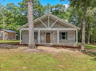 32 Lakepoint Dr, Fort Gaines, GA 39851